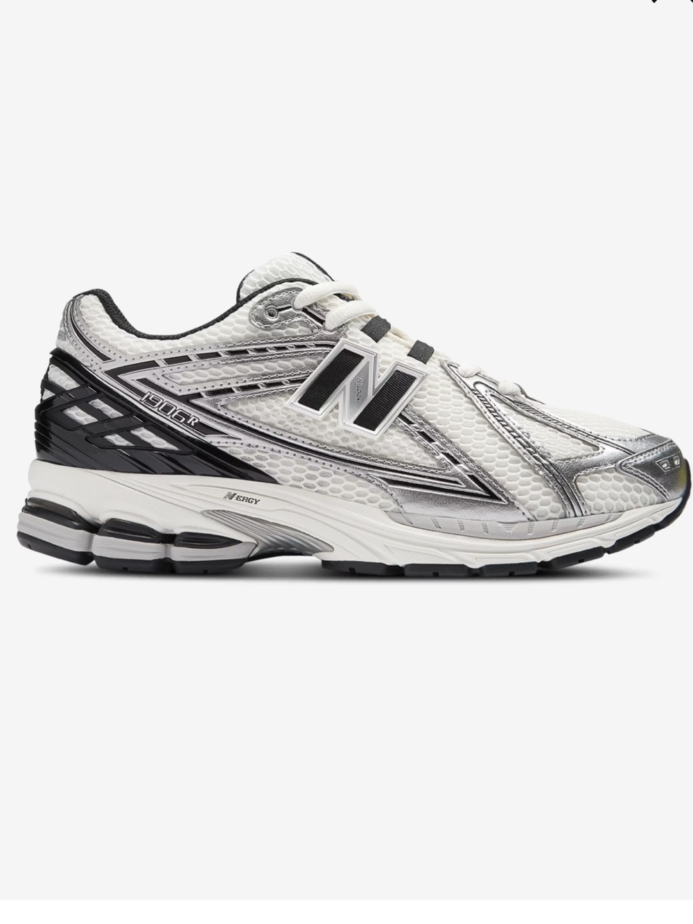 New Balance Men’s 1906R Sneakers
